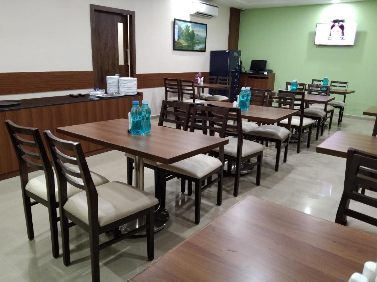 Hotel Ocean Suites Mumbai Eksteriør bilde