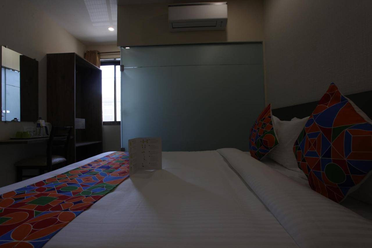 Hotel Ocean Suites Mumbai Eksteriør bilde