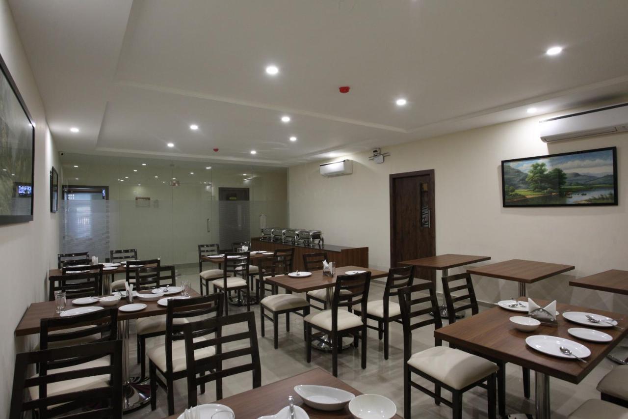 Hotel Ocean Suites Mumbai Eksteriør bilde