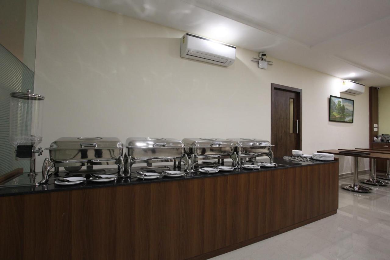 Hotel Ocean Suites Mumbai Eksteriør bilde