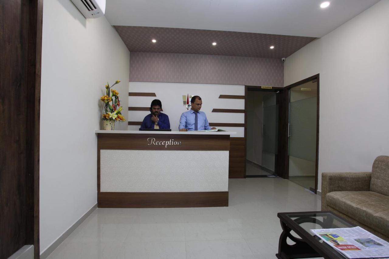 Hotel Ocean Suites Mumbai Eksteriør bilde