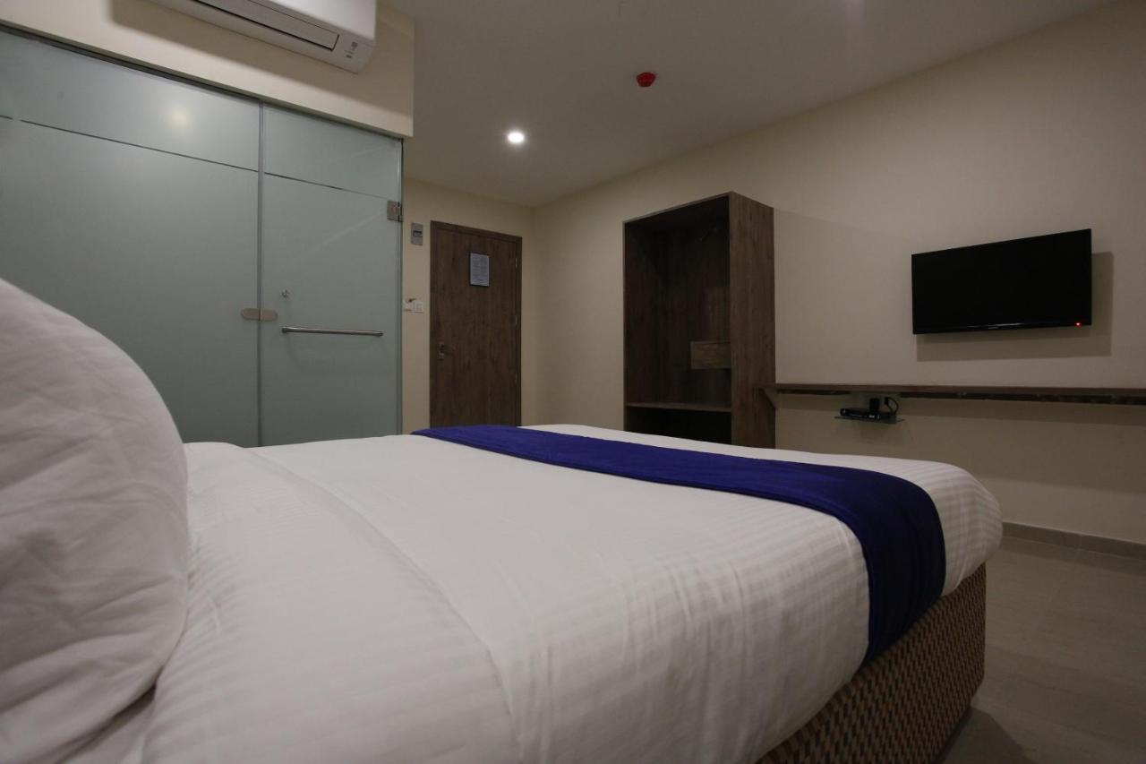 Hotel Ocean Suites Mumbai Eksteriør bilde